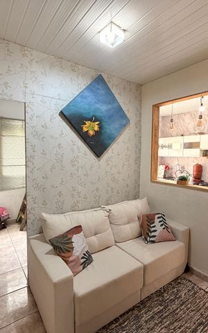Casa à venda com 60m², 2 quartos e 2 vagasSala
