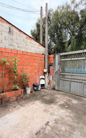 Casa à venda com 60m², 2 quartos e 2 vagasGaragem