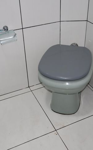 Casa à venda com 122m², 6 quartos e 2 vagasBanheiro 2