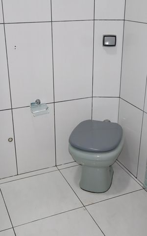 Casa à venda com 122m², 6 quartos e 2 vagasBanheiro 2