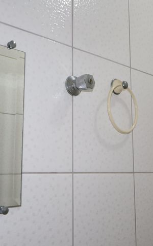 Casa à venda com 122m², 6 quartos e 2 vagasBanheiro 1