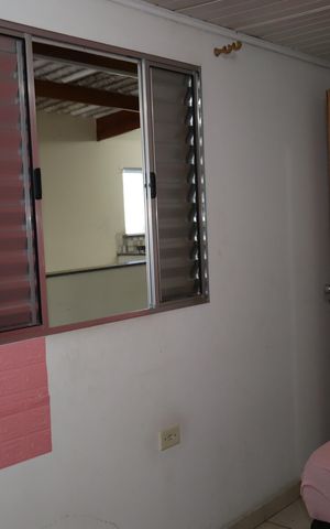 Casa à venda com 122m², 6 quartos e 2 vagasQuarto 2