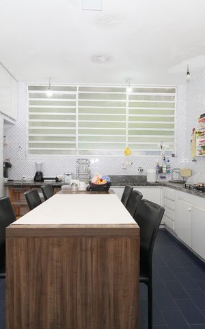 Casa à venda com 470m², 3 quartos e 4 vagasCozinha
