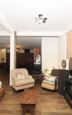 Casa à venda com 470m², 3 quartos e 4 vagassala