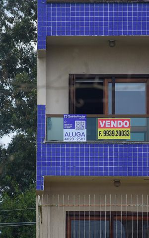 Apartamento para alugar com 150m², 3 quartos e 1 vagaPlaca
