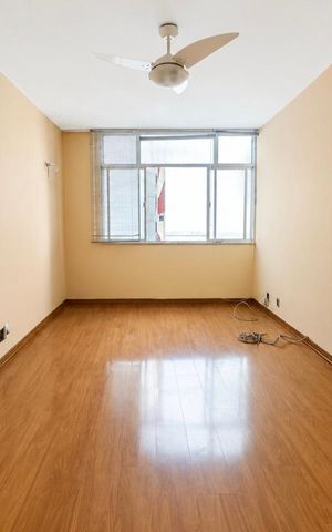 Apartamento à venda com 109m², 2 quartos e 1 vaga Apartamento à venda com 109m², 2 quartos e 1 vagaSala