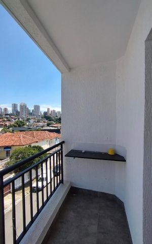 Apartamento à venda com 48m², 2 quartos e sem vaga Apartamento à venda com 48m², 2 quartos e sem vagaVaranda