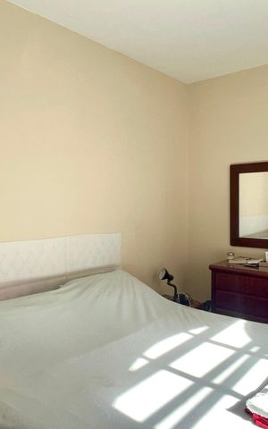 Casa à venda com 255m², 3 quartos e 2 vagas Casa à venda com 255m², 3 quartos e 2 vagasSuite