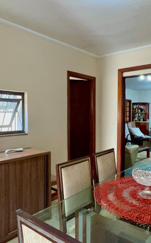 Casa à venda com 255m², 3 quartos e 2 vagas Casa à venda com 255m², 3 quartos e 2 vagasCopa