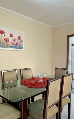 Casa à venda com 255m², 3 quartos e 2 vagas Casa à venda com 255m², 3 quartos e 2 vagasCopa