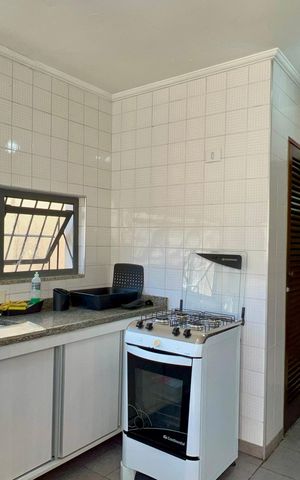 Casa à venda com 255m², 3 quartos e 2 vagas Casa à venda com 255m², 3 quartos e 2 vagasCozinha