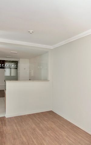 Apartamento para alugar com 100m², 2 quartos e 1 vaga Apartamento para alugar com 100m², 2 quartos e 1 vagaSala