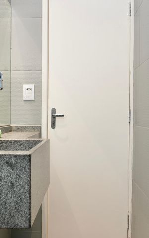 Apartamento à venda com 64m², 2 quartos e 1 vaga Apartamento à venda com 64m², 2 quartos e 1 vagaBanheiro Social