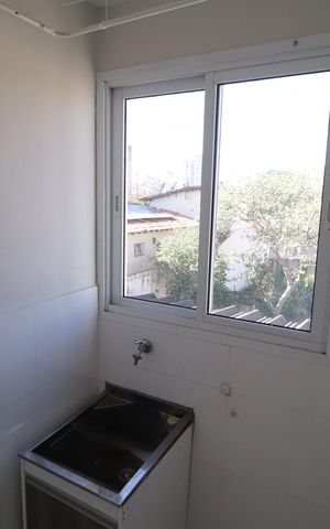 Apartamento para alugar com 77m², 2 quartos e 1 vagaÁrea de Serviço