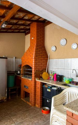 Casa à venda com 101m², 3 quartos e 2 vagas Casa à venda com 101m², 3 quartos e 2 vagasEspaço gourmet