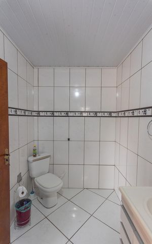 Casa à venda com 210m², 3 quartos e 3 vagas Casa à venda com 210m², 3 quartos e 3 vagasBanheiro da Suíte