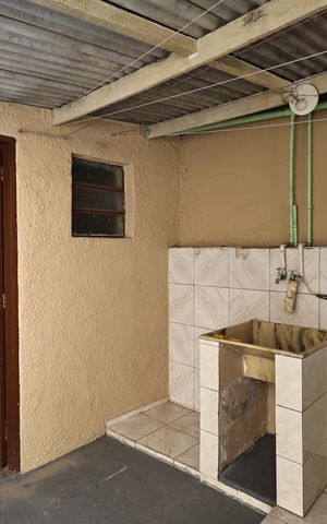 Casa para alugar com 70m², 2 quartos e sem vaga Casa para alugar com 70m², 2 quartos e sem vagaÁrea de serviço