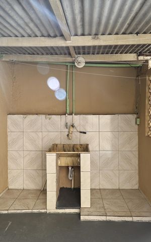 Casa para alugar com 70m², 2 quartos e sem vaga Casa para alugar com 70m², 2 quartos e sem vagaÁrea de serviço