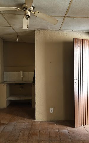 Casa para alugar com 70m², 2 quartos e sem vaga Casa para alugar com 70m², 2 quartos e sem vagaEdícula