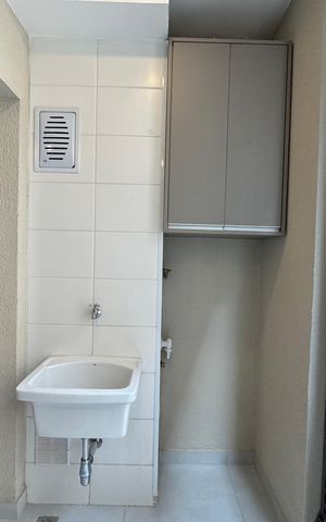 Apartamento à venda com 52m², 2 quartos e 1 vaga Apartamento à venda com 52m², 2 quartos e 1 vagaÁrea de Serviço