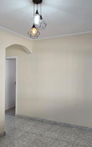 Casa à venda com 154m², 2 quartos e 4 vagas Casa à venda com 154m², 2 quartos e 4 vagasSala