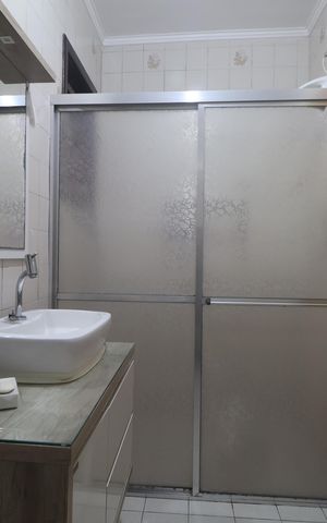 Casa à venda com 350m², 3 quartos e 5 vagasBanheiro suíte 