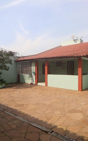 Casa à venda com 350m², 3 quartos e 5 vagasQuintal
