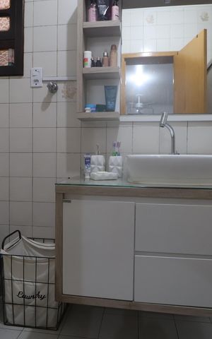 Casa à venda com 350m², 3 quartos e 5 vagasBanheiro suíte 