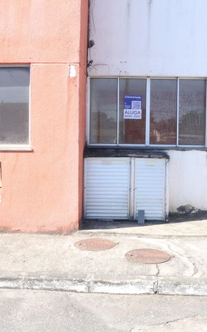 Apartamento para alugar com 75m², 2 quartos e 1 vagafoto da placa instalada