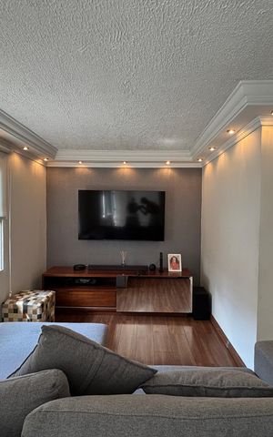 Casa para alugar com 162m², 2 quartos e 2 vagasSala