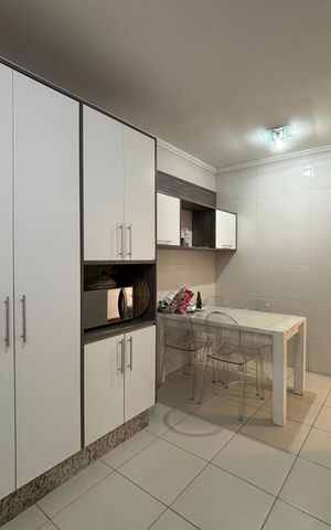 Casa para alugar com 162m², 2 quartos e 2 vagasCozinha