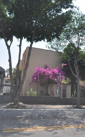 Apartamento para alugar com 50m², 2 quartos e 1 vagaFachada