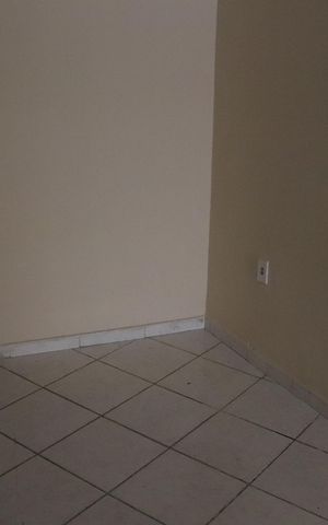 Casa para alugar com 98m², 2 quartos e 1 vagaSala