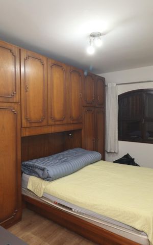 Casa à venda com 225m², 2 quartos e 2 vagasSuíte 