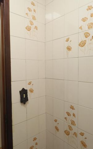 Casa à venda com 225m², 2 quartos e 2 vagasBanheiro de serviço 2