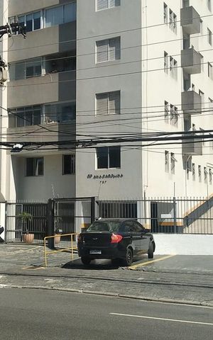 Apartamento para alugar com 36m², 1 quarto e 1 vaga Apartamento para alugar com 36m², 1 quarto e 1 vagaFachada