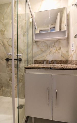 Apartamento à venda com 100m², 1 quarto e 1 vaga Apartamento à venda com 100m², 1 quarto e 1 vagaBanheiro