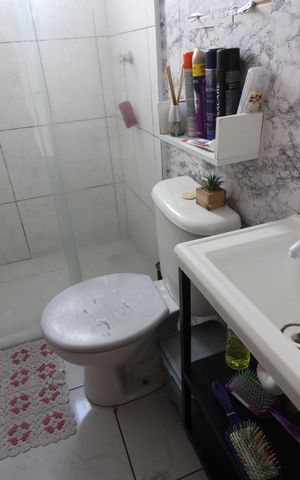 Casa de condomínio à venda com 54m², 2 quartos e 1 vagabanheiro