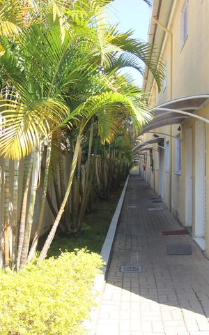 Casa de condomínio à venda com 54m², 2 quartos e 1 vagaárea comum