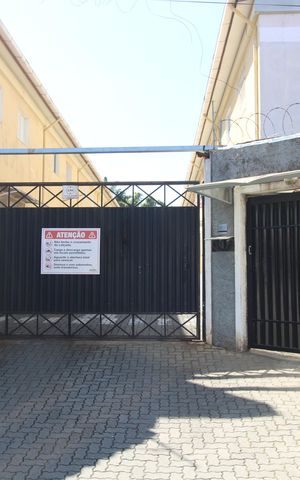 Casa de condomínio à venda com 54m², 2 quartos e 1 vagafachada