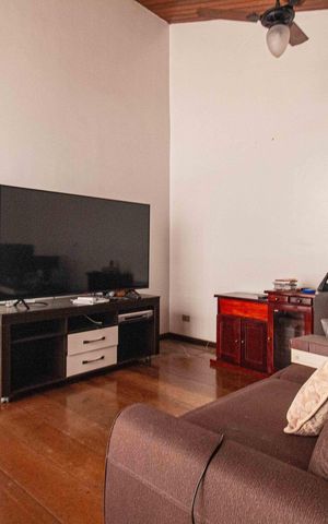 Casa à venda com 191m², 3 quartos e 2 vagas Casa à venda com 191m², 3 quartos e 2 vagasSala 3