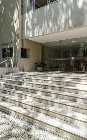 Apartamento para alugar com 200m², 3 quartos e 2 vagas Apartamento para alugar com 200m², 3 quartos e 2 vagasFachada
