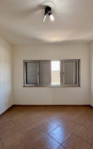 Casa para alugar com 180m², 3 quartos e 2 vagas Casa para alugar com 180m², 3 quartos e 2 vagasQuarto 2