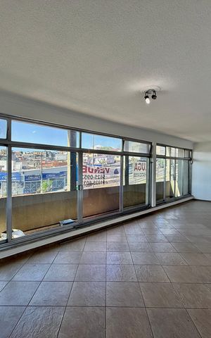 Casa para alugar com 180m², 3 quartos e 2 vagas Casa para alugar com 180m², 3 quartos e 2 vagasSala