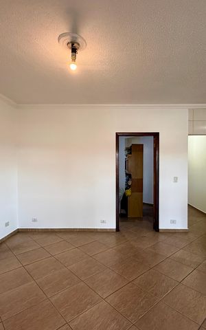 Casa para alugar com 180m², 3 quartos e 2 vagas Casa para alugar com 180m², 3 quartos e 2 vagasSala