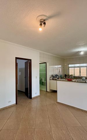 Casa para alugar com 180m², 3 quartos e 2 vagas Casa para alugar com 180m², 3 quartos e 2 vagasSala