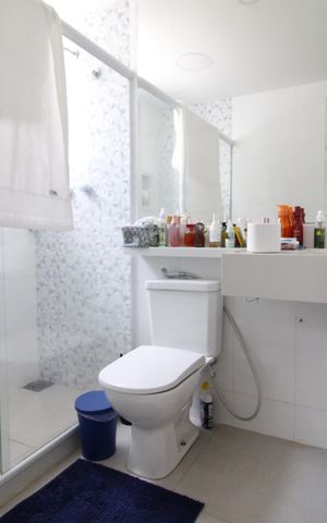 Casa à venda com 224m², 3 quartos e 6 vagasBanheiro da Suíte 1