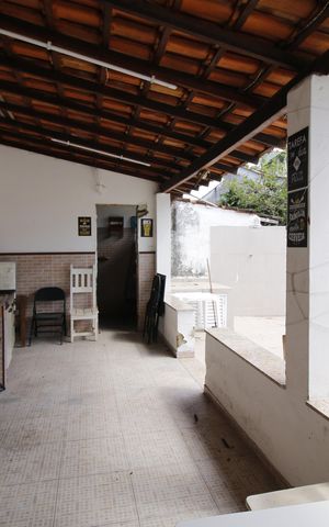 Casa à venda com 224m², 3 quartos e 6 vagasChurrasqueira
