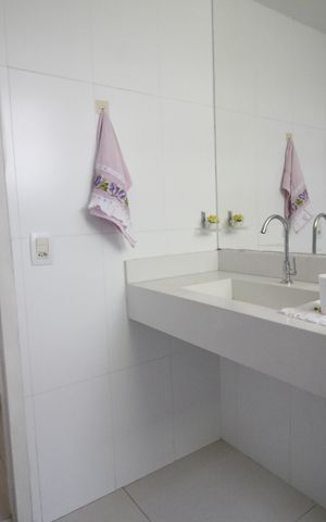 Casa à venda com 224m², 3 quartos e 6 vagasBanheiro