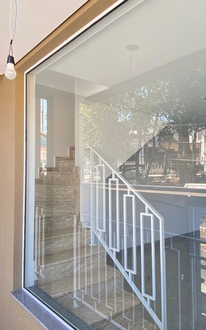 Casa à venda com 220m², 3 quartos e 5 vagasÁrea externa